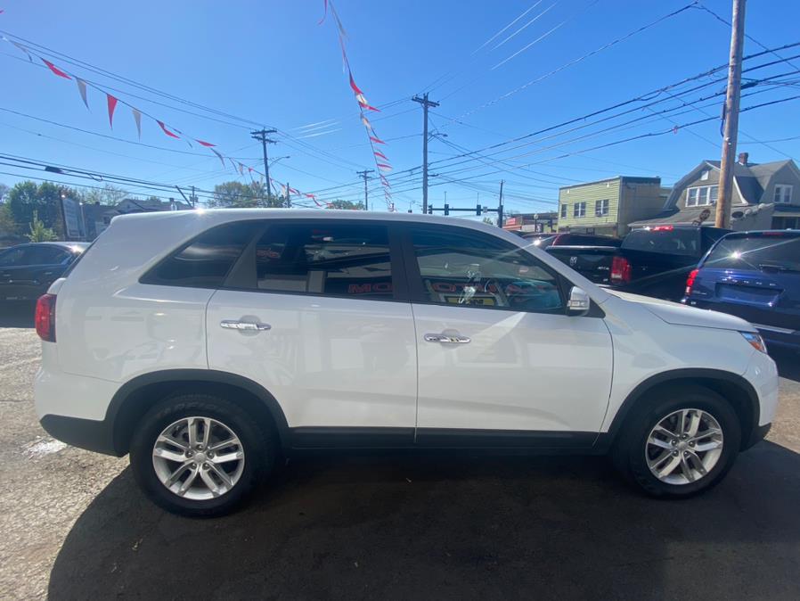 2014 Kia Sorento 2WD 4dr I4 LX, available for sale in Bridgeport, Connecticut | CT Auto. Bridgeport, Connecticut 2014 Kia Sorento 2WD 4dr I4 LX, available for sale in Bridgeport, Connecticut | CT Auto. Bridgeport, Connecticut