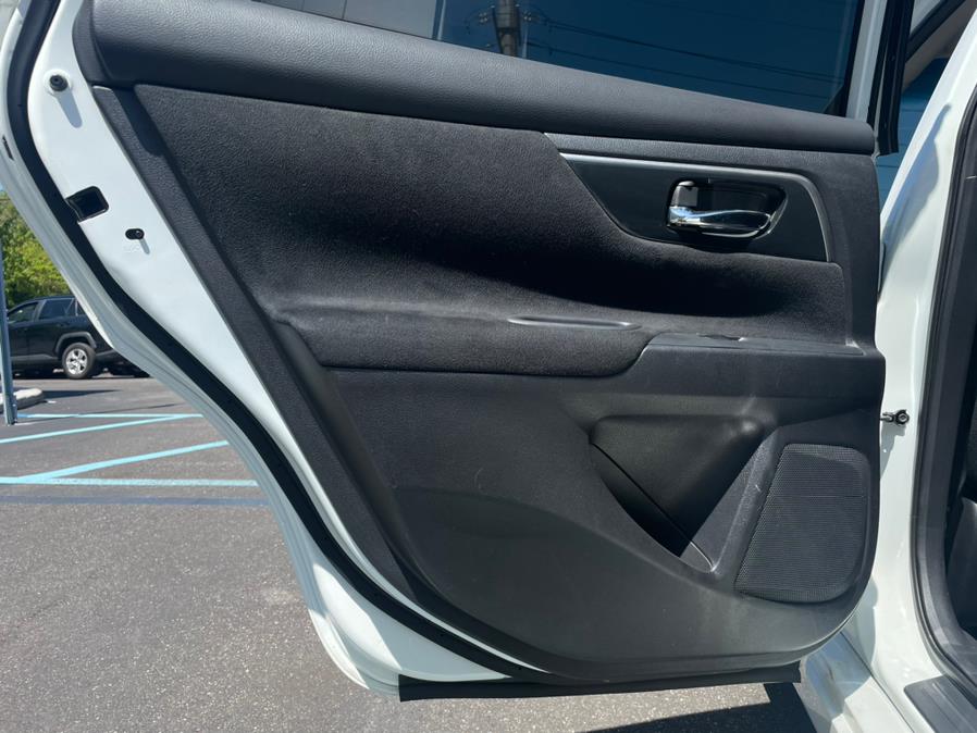 2014 Nissan Altima 2.5 S, available for sale in Rosedale, New York | Sunrise Auto Sales. Rosedale, New York 2014 Nissan Altima 2.5 S, available for sale in Rosedale, New York | Sunrise Auto Sales. Rosedale, New York