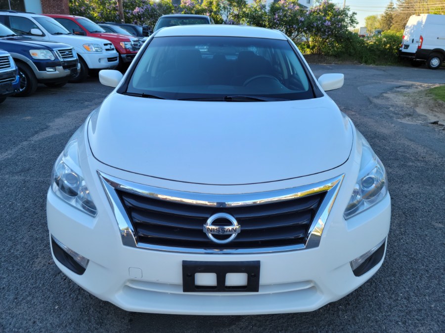 2015 Nissan Altima 4dr Sdn I4 2.5 S, available for sale in East Windsor, Connecticut | Toro Auto. East Windsor, Connecticut 2015 Nissan Altima 4dr Sdn I4 2.5 S, available for sale in East Windsor, Connecticut | Toro Auto. East Windsor, Connecticut