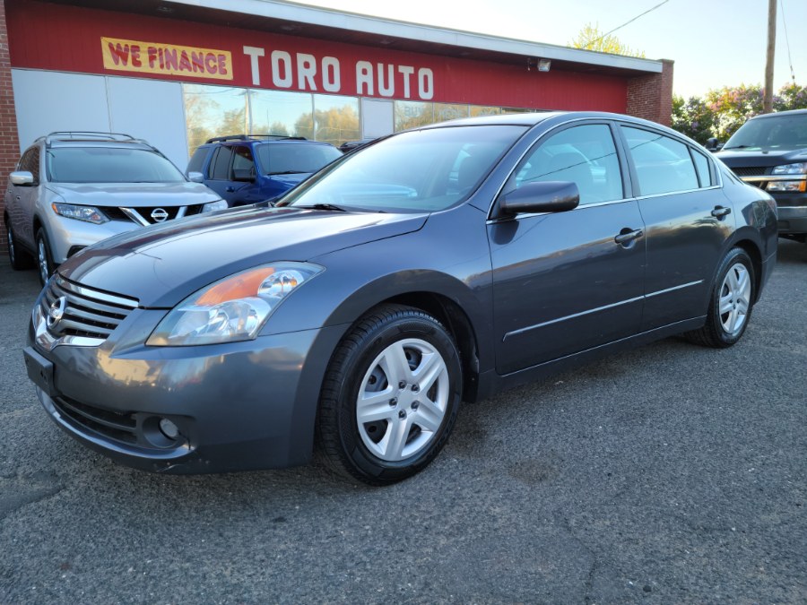 2009 Nissan Altima 2.5 SL Leather & Sunroof, available for sale in East Windsor, Connecticut | Toro Auto. East Windsor, Connecticut