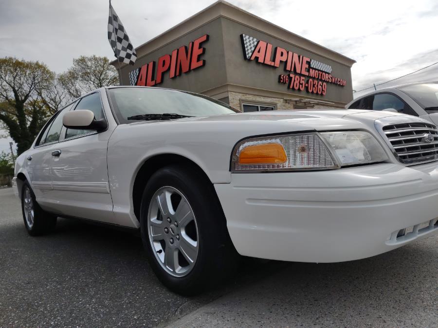2011 Ford Crown Victoria 4dr Sdn LX, available for sale in Wantagh, New York | Alpine Motors Inc. Wantagh, New York 2011 Ford Crown Victoria 4dr Sdn LX, available for sale in Wantagh, New York | Alpine Motors Inc. Wantagh, New York
