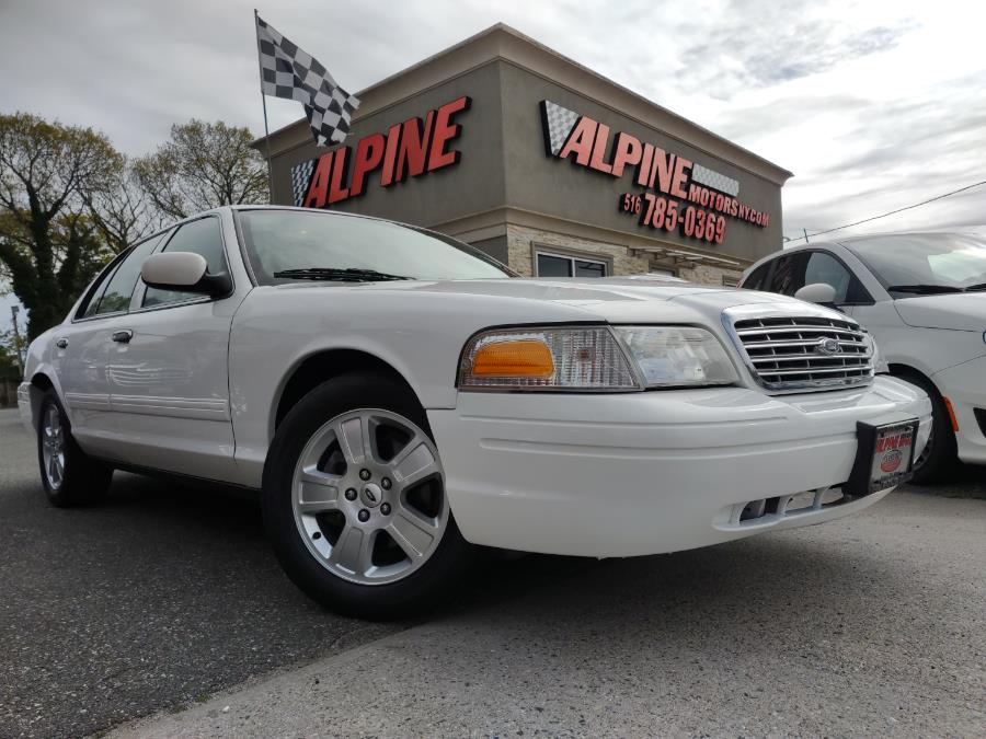 2011 Ford Crown Victoria 4dr Sdn LX, available for sale in Wantagh, New York | Alpine Motors Inc. Wantagh, New York 2011 Ford Crown Victoria 4dr Sdn LX, available for sale in Wantagh, New York | Alpine Motors Inc. Wantagh, New York