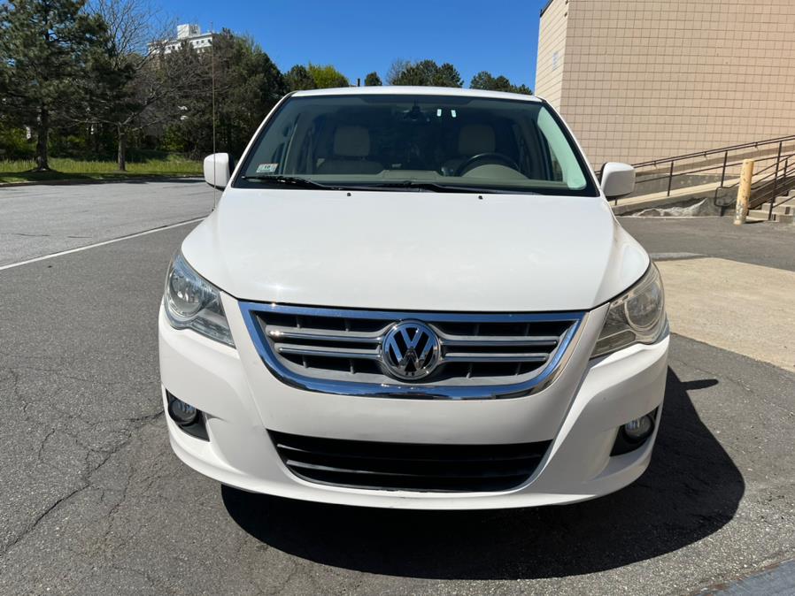 2010 Volkswagen Routan 4dr Wgn SEL w/Navigation, available for sale in Revere, Massachusetts | Wonderland Auto. Revere, Massachusetts 2010 Volkswagen Routan 4dr Wgn SEL w/Navigation, available for sale in Revere, Massachusetts | Wonderland Auto. Revere, Massachusetts