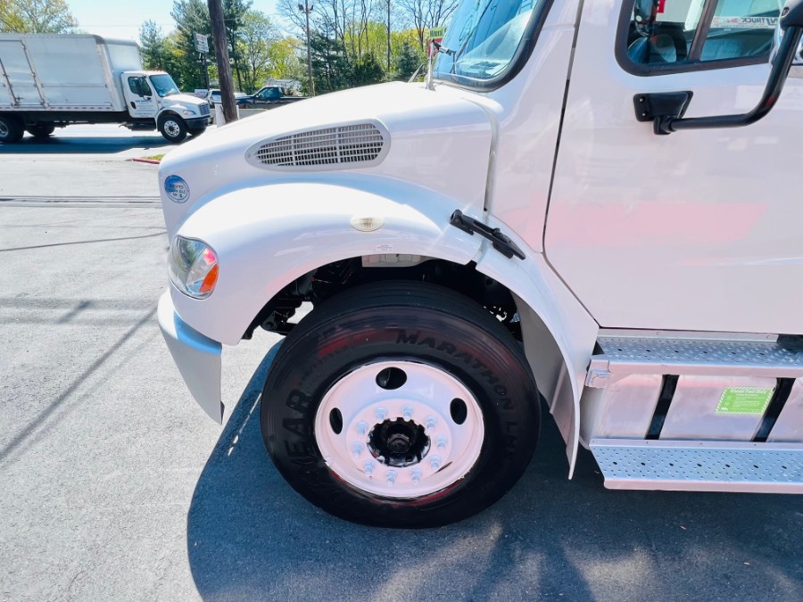 2016 Freightliner M2 106 26 FEET DRY BOX + CUMMINS ENGINE + NO CDL, available for sale in South Amboy, New Jersey | NJ Truck Spot. South Amboy, New Jersey 2016 Freightliner M2 106 26 FEET DRY BOX + CUMMINS ENGINE + NO CDL, available for sale in South Amboy, New Jersey | NJ Truck Spot. South Amboy, New Jersey