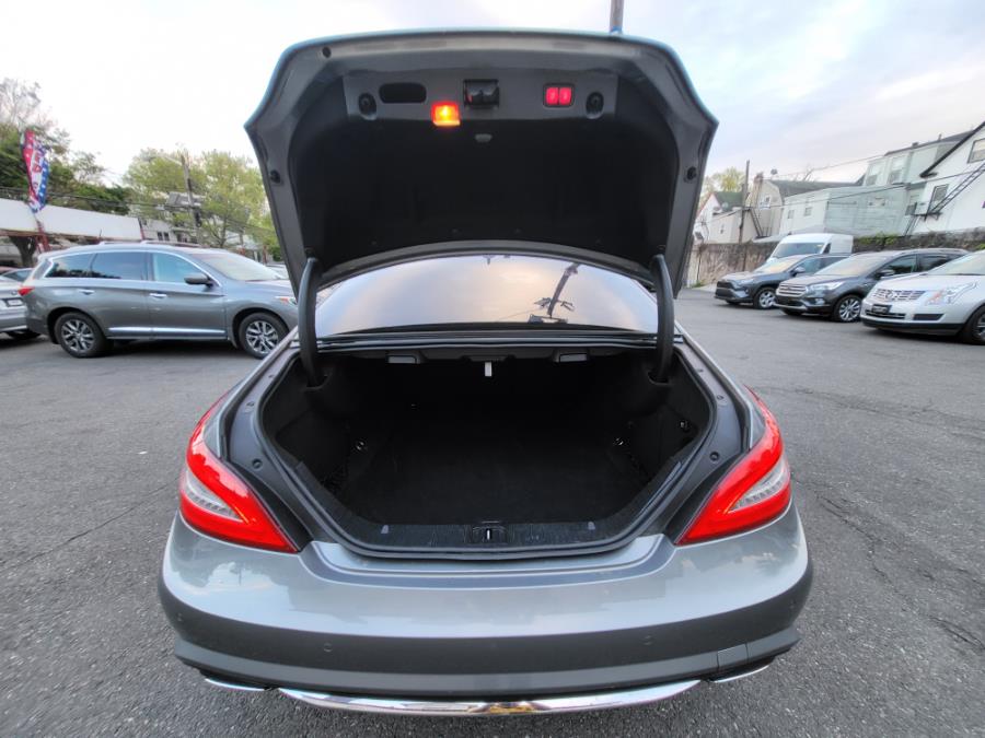 Used Mercedes-Benz CLS-Class 4dr Sdn CLS550 4MATIC 2013 | Champion Used Auto Sales 2. Newark , New Jersey Used Mercedes-Benz CLS-Class 4dr Sdn CLS550 4MATIC 2013 | Champion Used Auto Sales 2. Newark , New Jersey