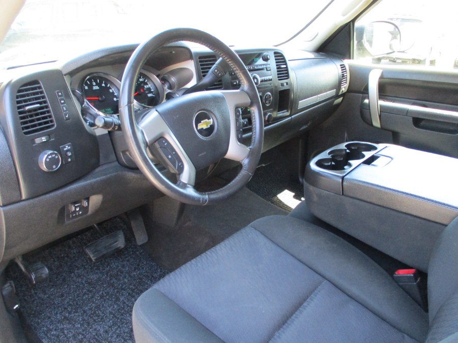 Used Chevrolet Silverado 1500 4WD Ext Cab 143.5" LT 2011 | Suffield Auto Sales. Suffield, Connecticut