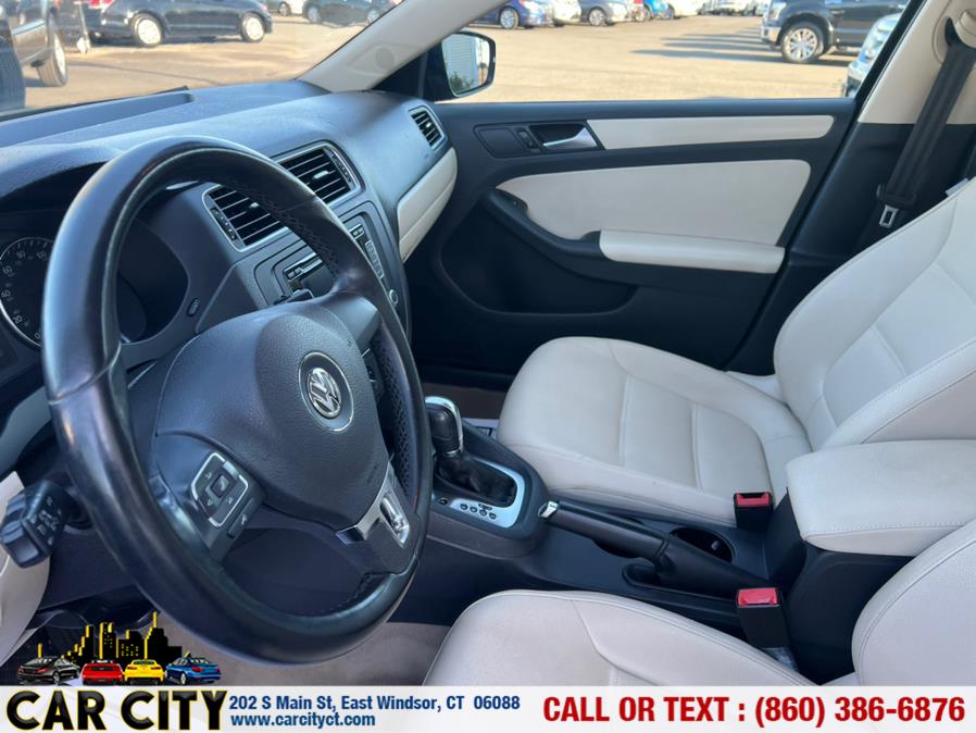 2012 Volkswagen Jetta Sedan 4dr Auto SE PZEV, available for sale in East Windsor, Connecticut | Car City LLC. East Windsor, Connecticut 2012 Volkswagen Jetta Sedan 4dr Auto SE PZEV, available for sale in East Windsor, Connecticut | Car City LLC. East Windsor, Connecticut