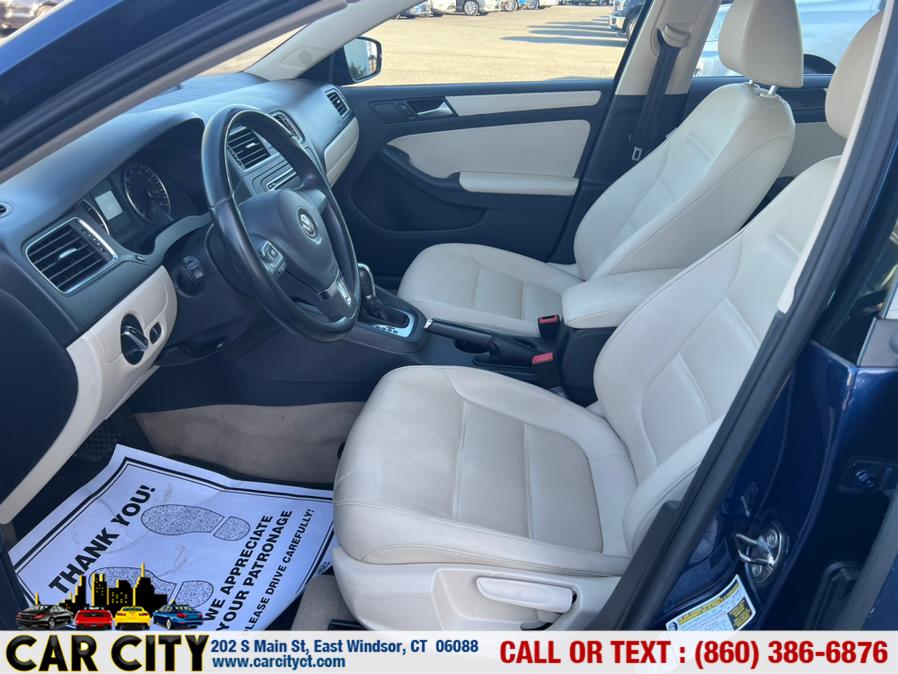 2012 Volkswagen Jetta Sedan 4dr Auto SE PZEV, available for sale in East Windsor, Connecticut | Car City LLC. East Windsor, Connecticut 2012 Volkswagen Jetta Sedan 4dr Auto SE PZEV, available for sale in East Windsor, Connecticut | Car City LLC. East Windsor, Connecticut