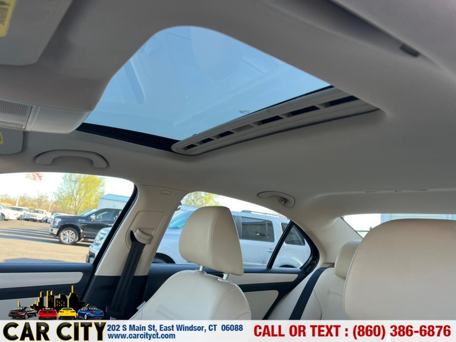 2012 Volkswagen Jetta Sedan 4dr Auto SE PZEV, available for sale in East Windsor, Connecticut | Car City LLC. East Windsor, Connecticut 2012 Volkswagen Jetta Sedan 4dr Auto SE PZEV, available for sale in East Windsor, Connecticut | Car City LLC. East Windsor, Connecticut