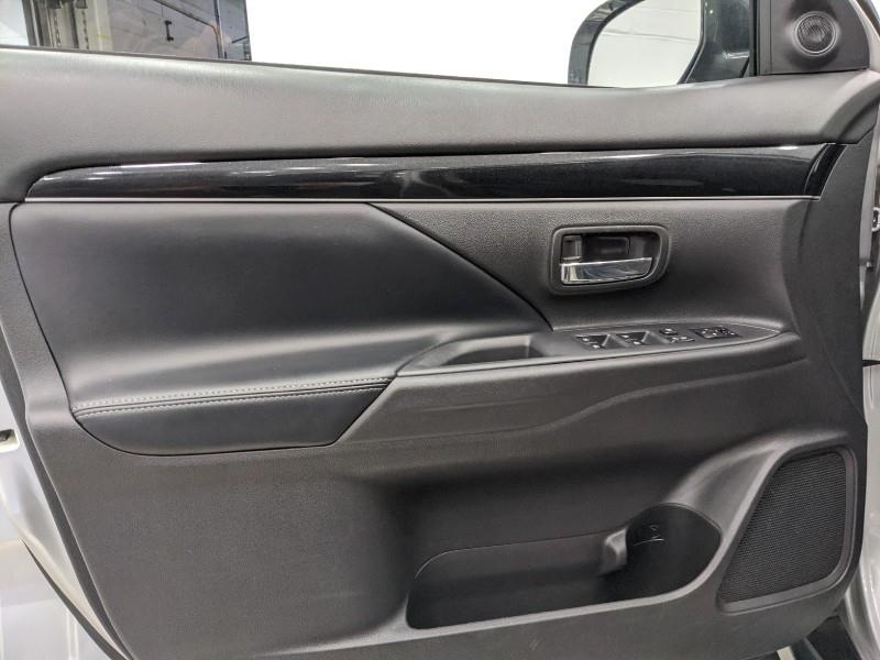 Used Mitsubishi Outlander SE 2019 | Car Revolution. Maple Shade, New Jersey Used Mitsubishi Outlander SE 2019 | Car Revolution. Maple Shade, New Jersey