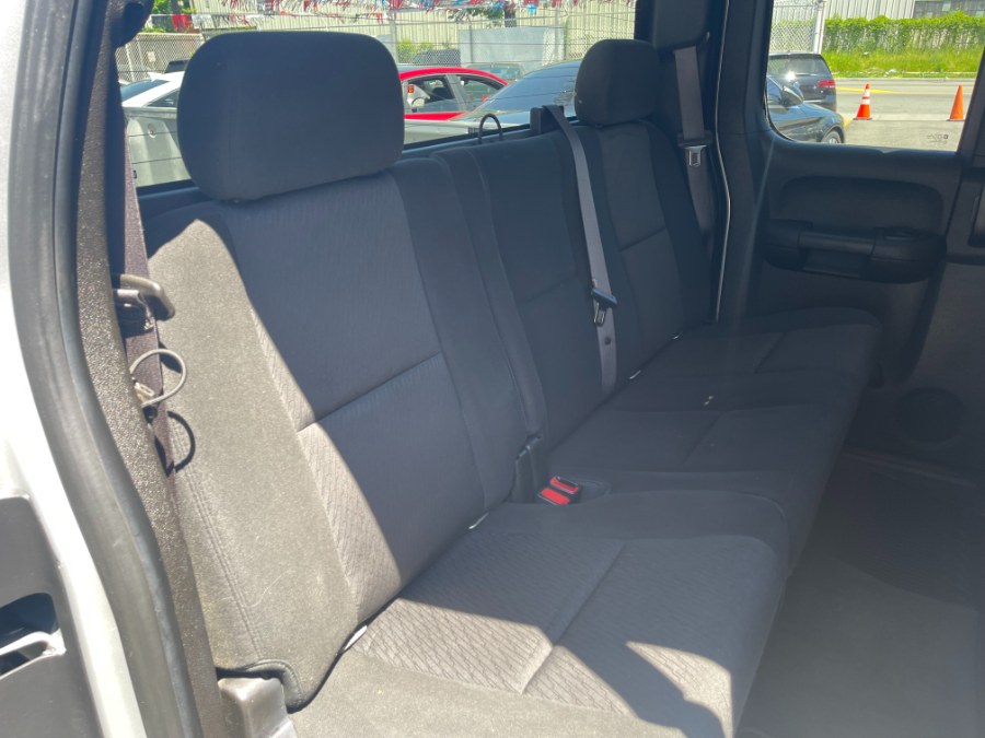 2013 GMC Sierra 1500 4WD Ext Cab 143.5" SLE, available for sale in Paterson, New Jersey | DZ Automall. Paterson, New Jersey 2013 GMC Sierra 1500 4WD Ext Cab 143.5" SLE, available for sale in Paterson, New Jersey | DZ Automall. Paterson, New Jersey