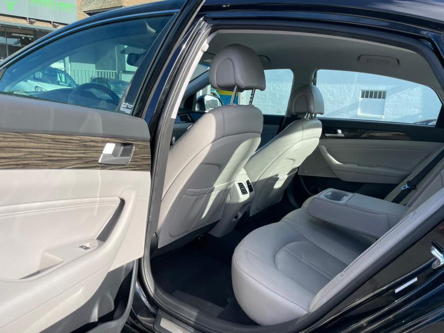 Used Hyundai Sonata Plug-In Hybrid Limited 2017 | Green Light Auto Wholesale. Daly City, California Used Hyundai Sonata Plug-In Hybrid Limited 2017 | Green Light Auto Wholesale. Daly City, California