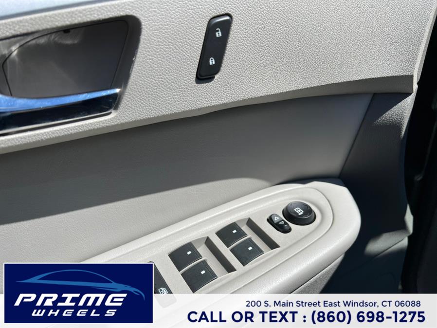 Used Chevrolet Traverse AWD 4dr LT w/2LT 2011 | Prime Wheels. East Windsor, Connecticut Used Chevrolet Traverse AWD 4dr LT w/2LT 2011 | Prime Wheels. East Windsor, Connecticut