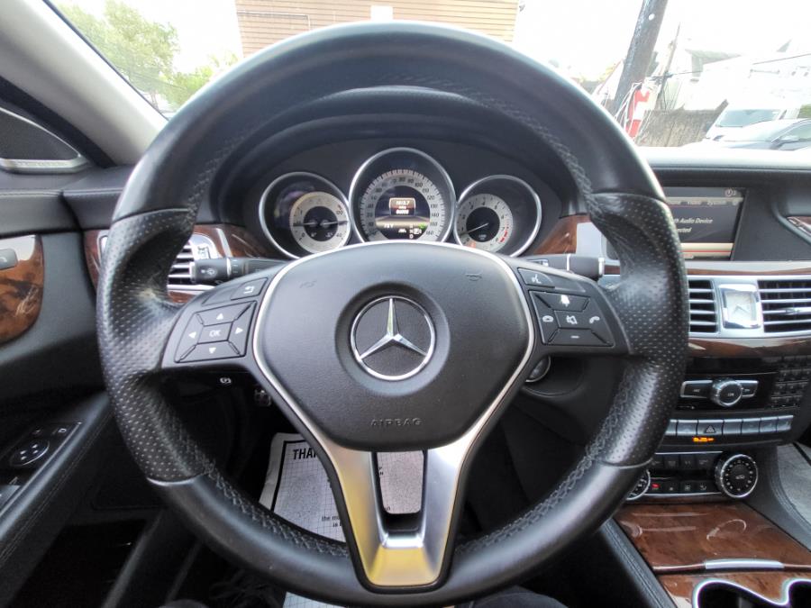 Used Mercedes-Benz CLS-Class 4dr Sdn CLS550 4MATIC 2013 | Champion Auto Sales. Newark, New Jersey