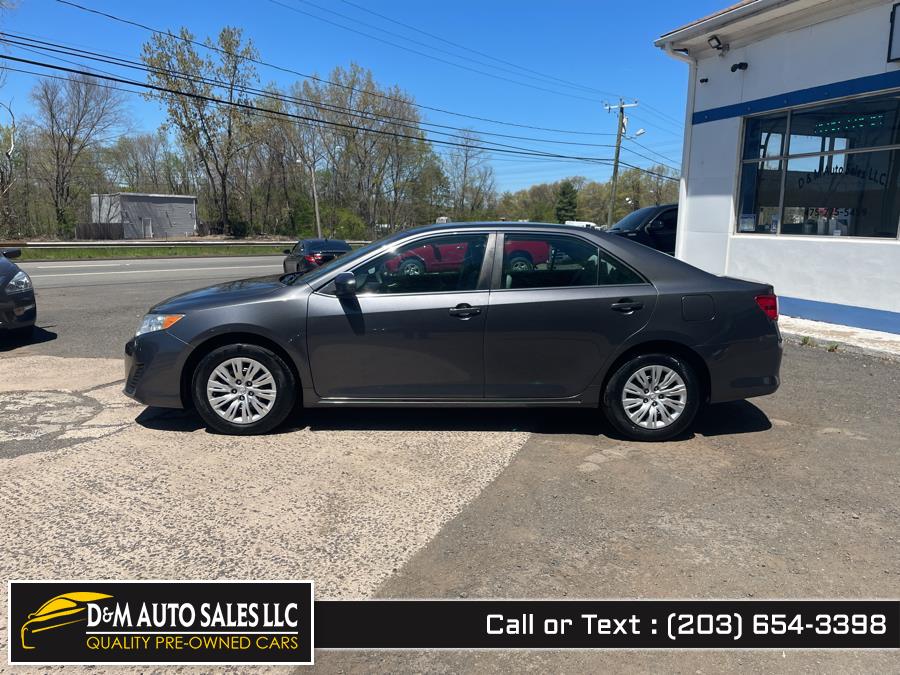 Used Toyota Camry 4dr Sdn I4 Auto LE (Natl) 2013 | D&M Auto Sales LLC. Meriden, Connecticut