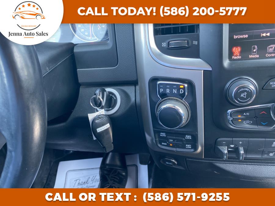 Used Ram 1500 4WD Crew Cab 140.5" Big Horn 2015 | Jenna Auto Sale Inc. Roseville, Michigan Used Ram 1500 4WD Crew Cab 140.5" Big Horn 2015 | Jenna Auto Sale Inc. Roseville, Michigan