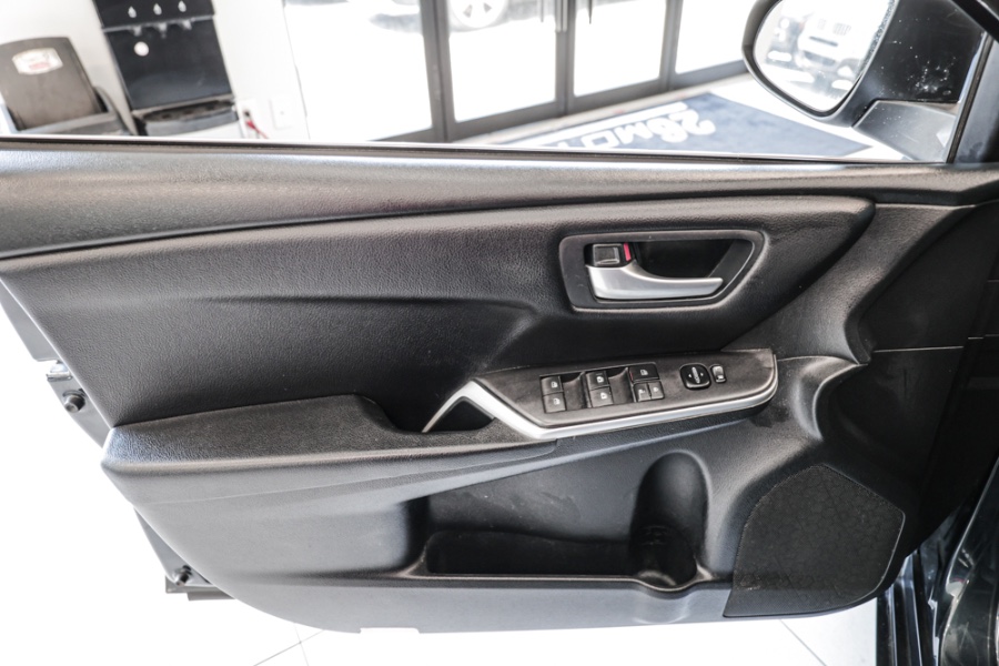 Used Toyota Camry SE Automatic (Natl) 2017 | 26 Motors Long Island. ELMONT, New York Used Toyota Camry SE Automatic (Natl) 2017 | 26 Motors Long Island. ELMONT, New York