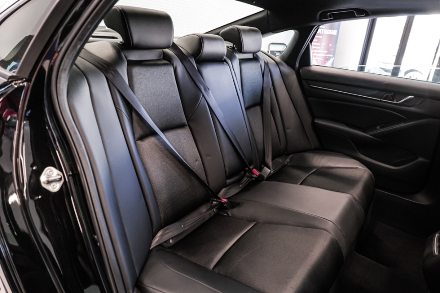Used Honda Accord Sedan Sport 2.0T Auto 2018 | 26 Motors Long Island. ELMONT, New York Used Honda Accord Sedan Sport 2.0T Auto 2018 | 26 Motors Long Island. ELMONT, New York