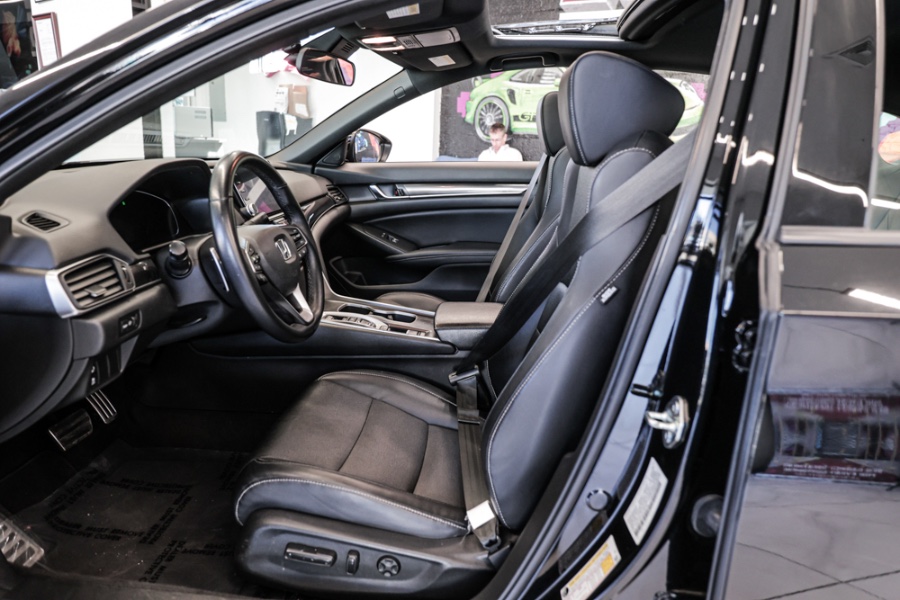 Used Honda Accord Sedan Sport 2.0T Auto 2018 | 26 Motors Long Island. ELMONT, New York Used Honda Accord Sedan Sport 2.0T Auto 2018 | 26 Motors Long Island. ELMONT, New York