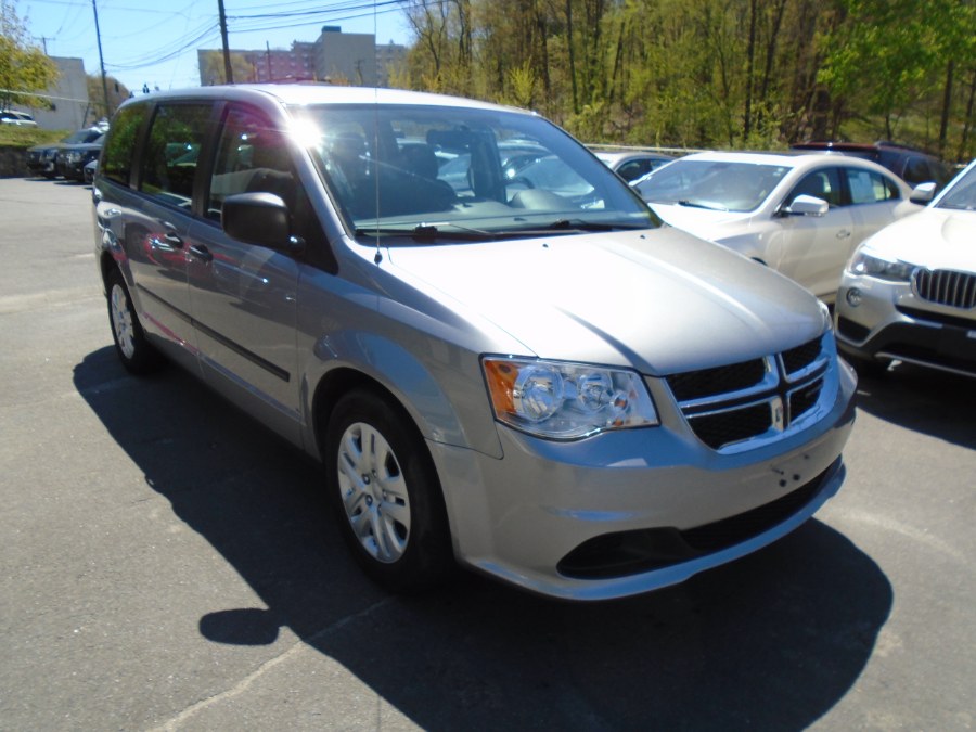 2015 Dodge Grand Caravan 4dr Wgn SE, available for sale in Waterbury, Connecticut | Jim Juliani Motors. Waterbury, Connecticut