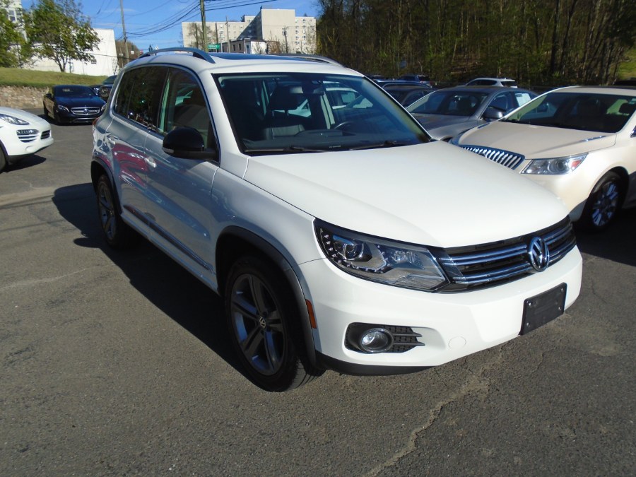 2017 Volkswagen Tiguan 2.0T Sport 4MOTION, available for sale in Waterbury, Connecticut | Jim Juliani Motors. Waterbury, Connecticut