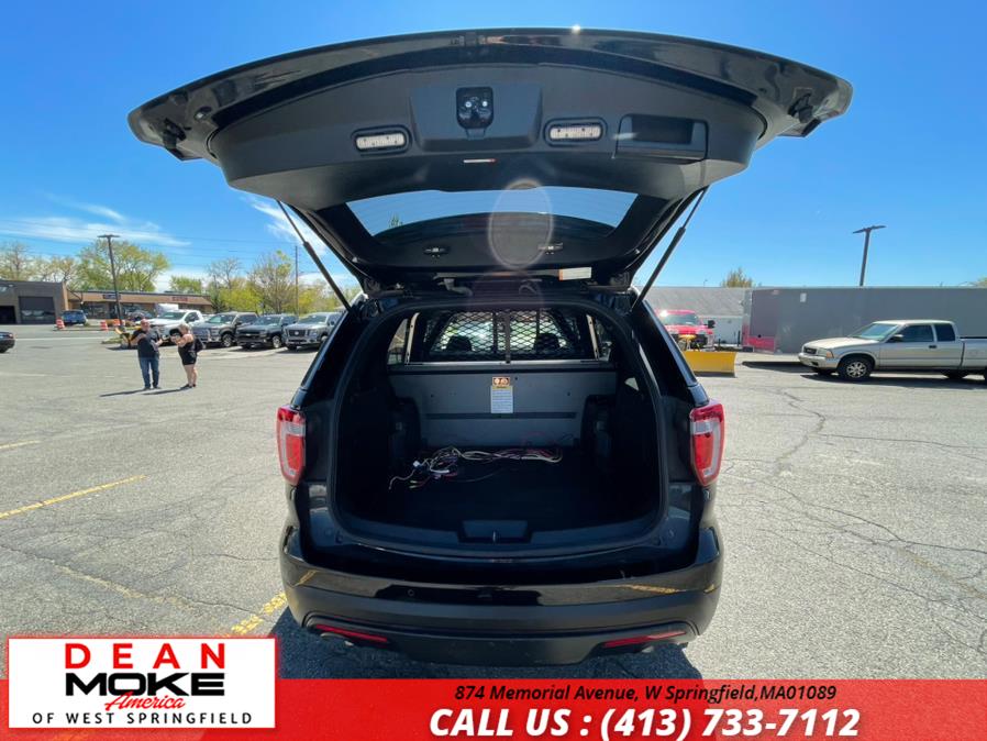 Used Ford Police Interceptor Utility AWD 2017 | Dean Moke America of West Springfield. W Springfield, Massachusetts Used Ford Police Interceptor Utility AWD 2017 | Dean Moke America of West Springfield. W Springfield, Massachusetts