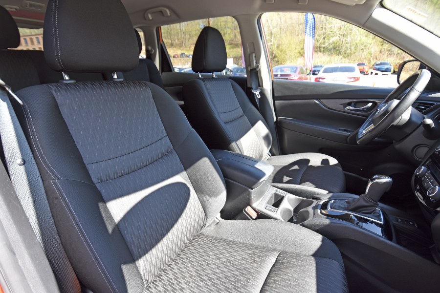 Used Nissan Rogue AWD SV 2019 | Highline Car Connection. Waterbury, Connecticut Used Nissan Rogue AWD SV 2019 | Highline Car Connection. Waterbury, Connecticut