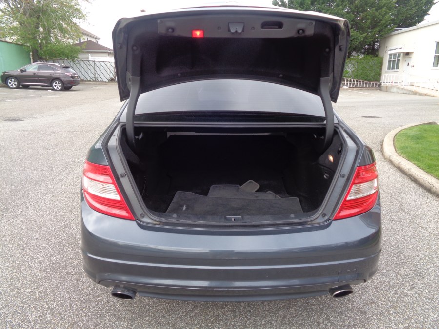 2009 Mercedes-Benz C-Class 4dr Sdn 3.0L Luxury 4MATIC, available for sale in Valley Stream, New York | NY Auto Traders. Valley Stream, New York 2009 Mercedes-Benz C-Class 4dr Sdn 3.0L Luxury 4MATIC, available for sale in Valley Stream, New York | NY Auto Traders. Valley Stream, New York