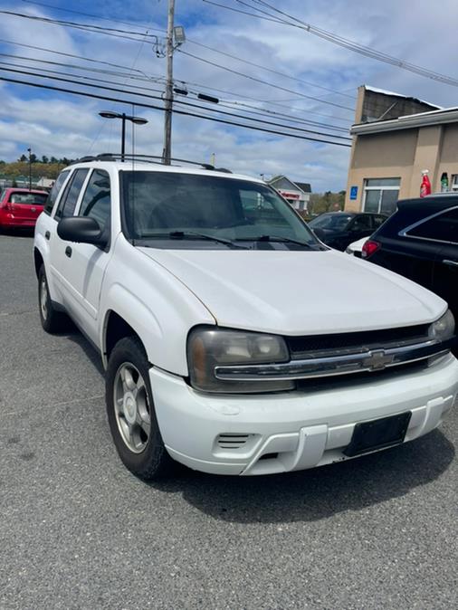 Used Chevrolet TrailBlazer 4WD 4dr LT w/1LT 2008 | J & A Auto Center. Raynham, Massachusetts Used Chevrolet TrailBlazer 4WD 4dr LT w/1LT 2008 | J & A Auto Center. Raynham, Massachusetts