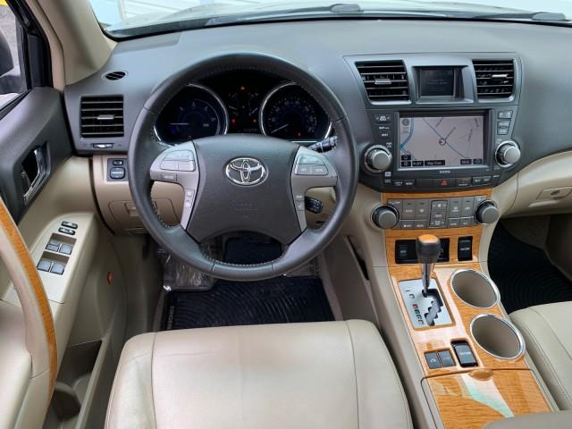 Used Toyota Highlander Hybrid Limited 2008 | Valentine Motor Company. Forestville, Maryland Used Toyota Highlander Hybrid Limited 2008 | Valentine Motor Company. Forestville, Maryland