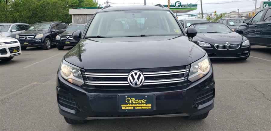 2015 Volkswagen Tiguan 4MOTION 4dr Auto SEL, available for sale in Little Ferry, New Jersey | Victoria Preowned Autos Inc. Little Ferry, New Jersey