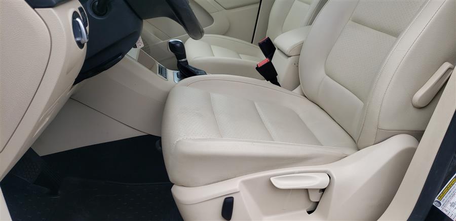 2015 Volkswagen Tiguan 4MOTION 4dr Auto SEL, available for sale in Little Ferry, New Jersey | Victoria Preowned Autos Inc. Little Ferry, New Jersey 2015 Volkswagen Tiguan 4MOTION 4dr Auto SEL, available for sale in Little Ferry, New Jersey | Victoria Preowned Autos Inc. Little Ferry, New Jersey
