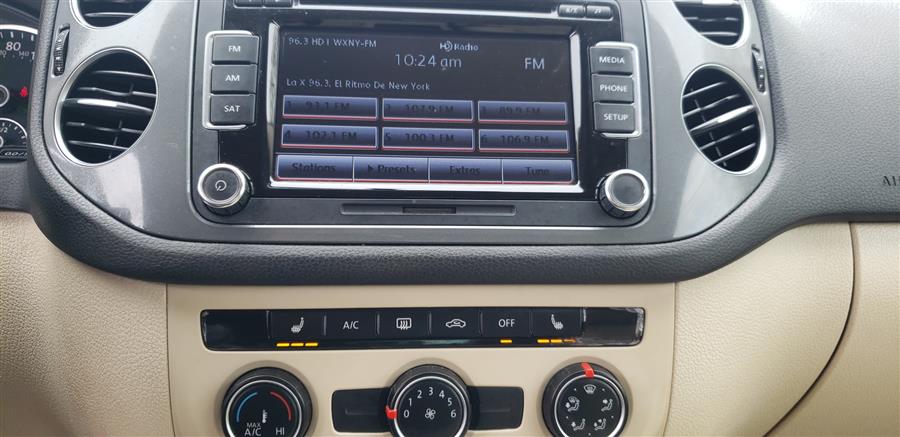 2015 Volkswagen Tiguan 4MOTION 4dr Auto SEL, available for sale in Little Ferry, New Jersey | Victoria Preowned Autos Inc. Little Ferry, New Jersey 2015 Volkswagen Tiguan 4MOTION 4dr Auto SEL, available for sale in Little Ferry, New Jersey | Victoria Preowned Autos Inc. Little Ferry, New Jersey
