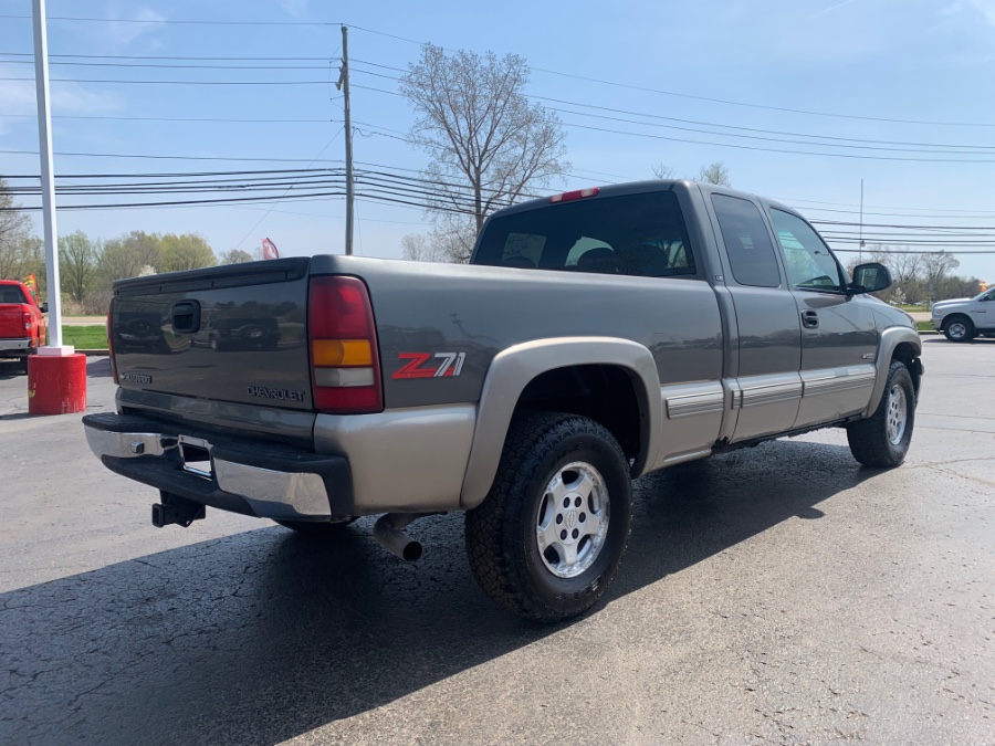 Used Chevrolet Silverado 1500 3dr Ext Cab 143.5" WB 4WD LS 2000 | Marsh Auto Sales LLC. Ortonville, Michigan Used Chevrolet Silverado 1500 3dr Ext Cab 143.5" WB 4WD LS 2000 | Marsh Auto Sales LLC. Ortonville, Michigan