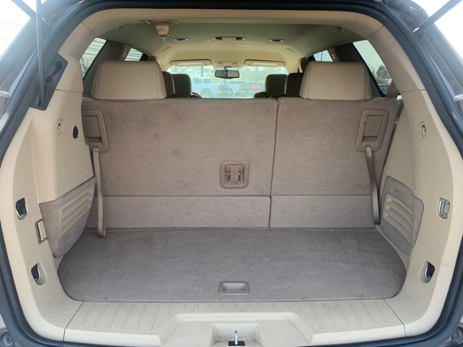 Used Buick Enclave FWD 4dr CXL w/1XL 2010 | Marsh Auto Sales LLC. Ortonville, Michigan Used Buick Enclave FWD 4dr CXL w/1XL 2010 | Marsh Auto Sales LLC. Ortonville, Michigan