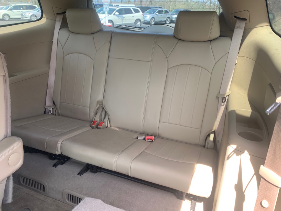 Used Buick Enclave FWD 4dr CXL w/1XL 2010 | Marsh Auto Sales LLC. Ortonville, Michigan Used Buick Enclave FWD 4dr CXL w/1XL 2010 | Marsh Auto Sales LLC. Ortonville, Michigan