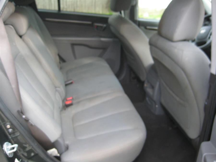 2010 Hyundai Santa Fe GLS 4dr SUV, available for sale in Massapequa, New York | Rite Choice Auto Inc.. Massapequa, New York 2010 Hyundai Santa Fe GLS 4dr SUV, available for sale in Massapequa, New York | Rite Choice Auto Inc.. Massapequa, New York