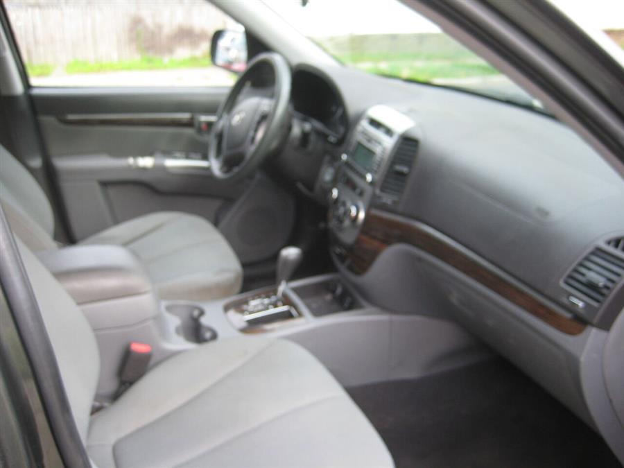 2010 Hyundai Santa Fe GLS 4dr SUV, available for sale in Massapequa, New York | Rite Choice Auto Inc.. Massapequa, New York 2010 Hyundai Santa Fe GLS 4dr SUV, available for sale in Massapequa, New York | Rite Choice Auto Inc.. Massapequa, New York