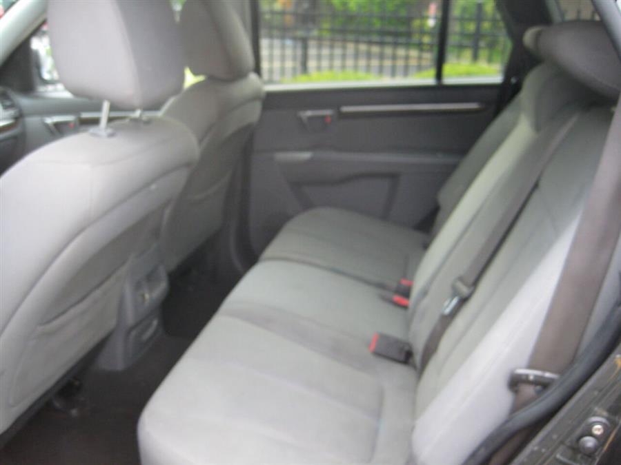 2010 Hyundai Santa Fe GLS 4dr SUV, available for sale in Massapequa, New York | Rite Choice Auto Inc.. Massapequa, New York 2010 Hyundai Santa Fe GLS 4dr SUV, available for sale in Massapequa, New York | Rite Choice Auto Inc.. Massapequa, New York