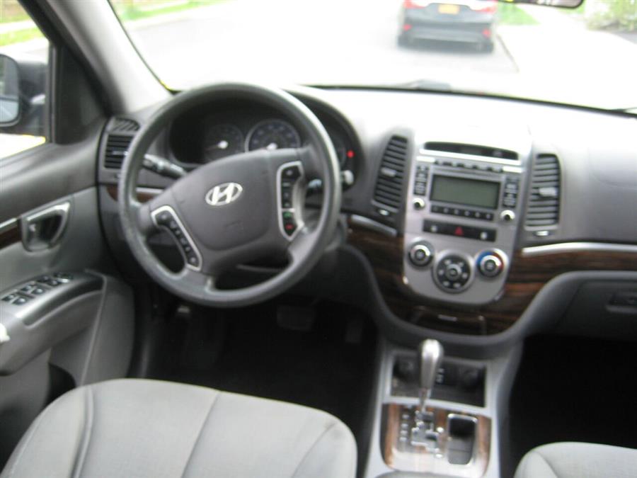 2010 Hyundai Santa Fe GLS 4dr SUV, available for sale in Massapequa, New York | Rite Choice Auto Inc.. Massapequa, New York 2010 Hyundai Santa Fe GLS 4dr SUV, available for sale in Massapequa, New York | Rite Choice Auto Inc.. Massapequa, New York