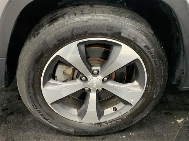 Used Jeep Cherokee Limited 2019 | Eastchester Motor Cars. Bronx, New York Used Jeep Cherokee Limited 2019 | Eastchester Motor Cars. Bronx, New York