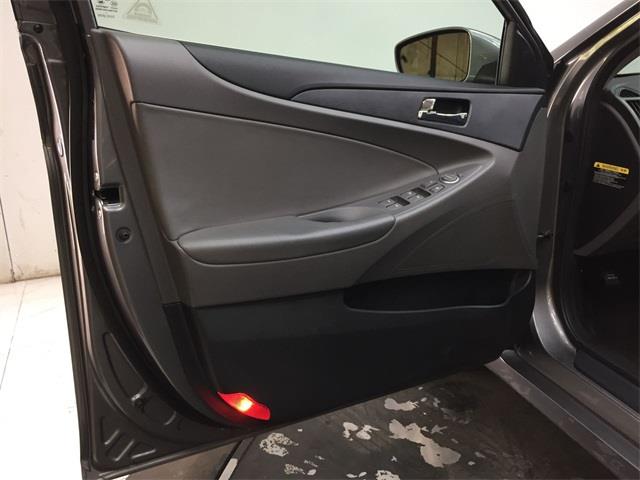 Used Hyundai Sonata SE 2012 | Eastchester Motor Cars. Bronx, New York Used Hyundai Sonata SE 2012 | Eastchester Motor Cars. Bronx, New York