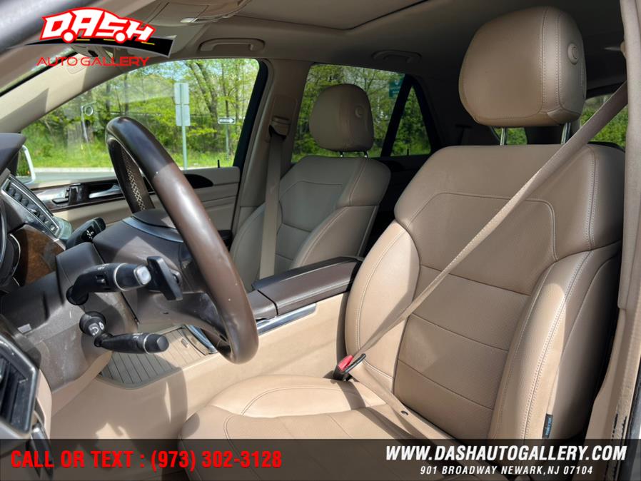 Used Mercedes-Benz M-Class 4MATIC 4dr ML 350 2015 | Dash Auto Gallery Inc.. Newark, New Jersey Used Mercedes-Benz M-Class 4MATIC 4dr ML 350 2015 | Dash Auto Gallery Inc.. Newark, New Jersey