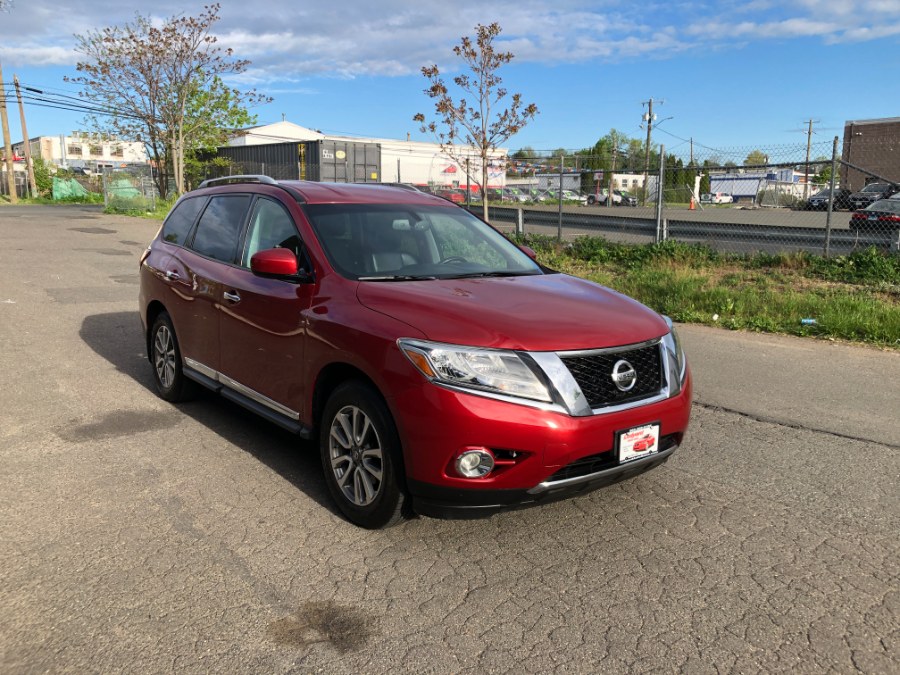 Used 2014 Nissan Pathfinder in Hartford , Connecticut | Ledyard Auto Sale LLC. Hartford , Connecticut