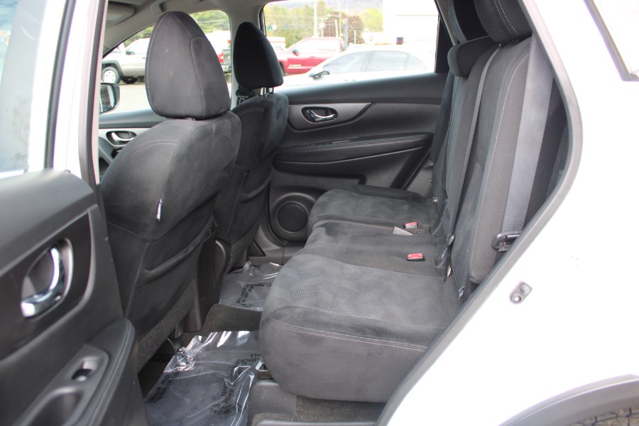2016 Nissan Rogue AWD 4dr S, available for sale in Plantsville, Connecticut | Auto House of Luxury. Plantsville, Connecticut 2016 Nissan Rogue AWD 4dr S, available for sale in Plantsville, Connecticut | Auto House of Luxury. Plantsville, Connecticut