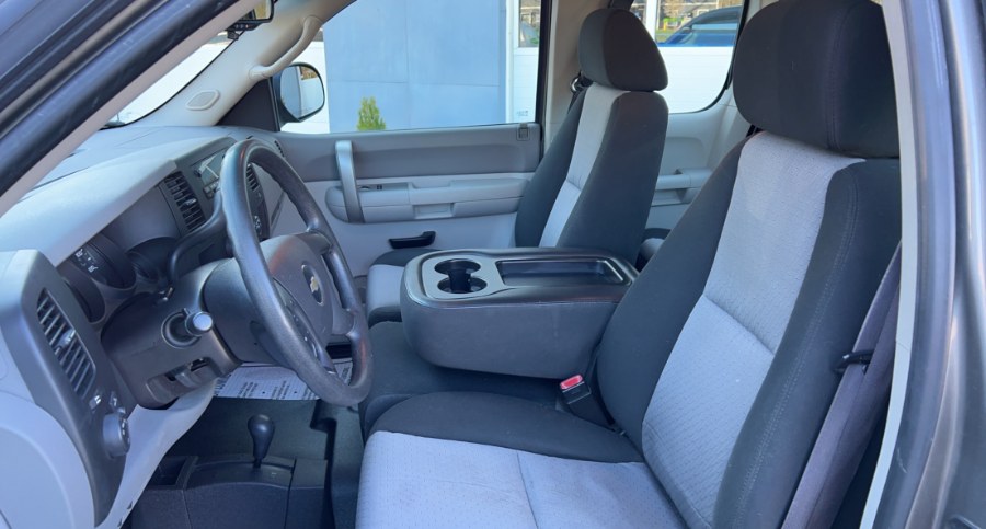 Used Chevrolet Silverado 1500 4WD Ext Cab 143.5" LS 2009 | West End Automotive Center. Waterbury, Connecticut Used Chevrolet Silverado 1500 4WD Ext Cab 143.5" LS 2009 | West End Automotive Center. Waterbury, Connecticut
