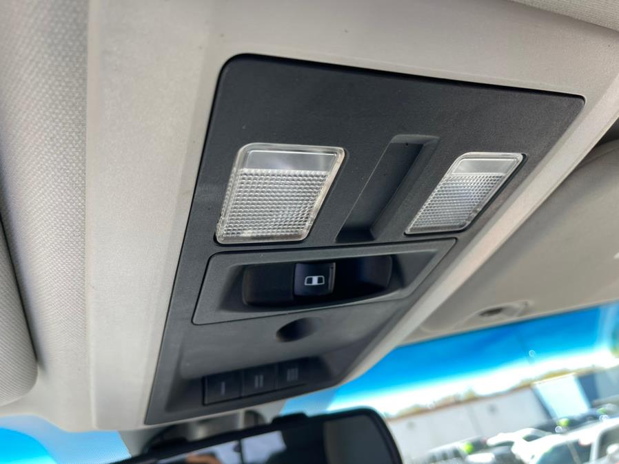 2013 Ram 1500 4WD Quad Cab 140.5" SLT, available for sale in South Windsor, Connecticut | Mike And Tony Auto Sales, Inc. South Windsor, Connecticut 2013 Ram 1500 4WD Quad Cab 140.5" SLT, available for sale in South Windsor, Connecticut | Mike And Tony Auto Sales, Inc. South Windsor, Connecticut