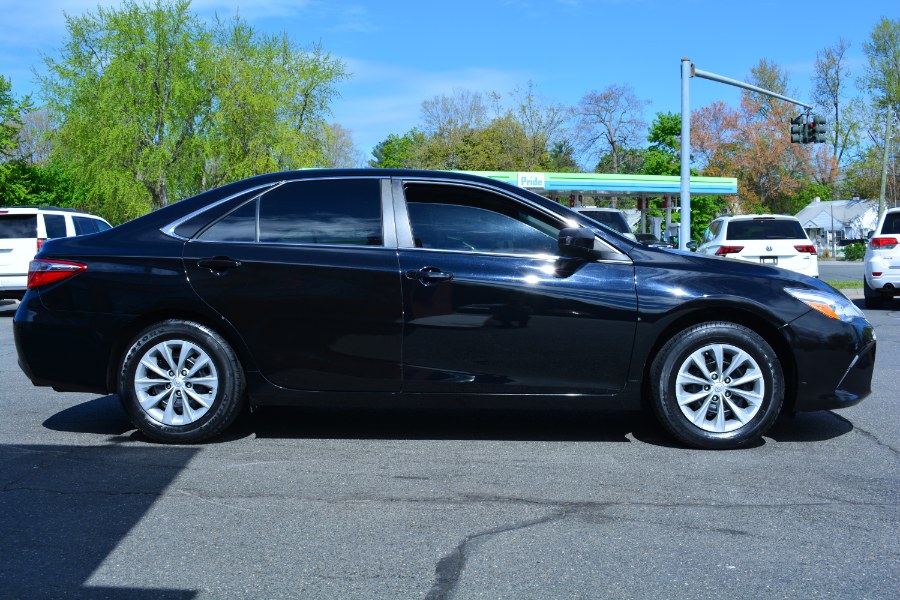 Used Toyota Camry LE Auto (Natl) 2017 | Longmeadow Motor Cars. ENFIELD, Connecticut