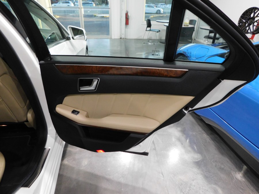 Used Mercedes-Benz E-Class 4dr Sdn E350 Sport 4MATIC *Ltd Avail* 2013 | Auto Gallery. Lodi, New Jersey Used Mercedes-Benz E-Class 4dr Sdn E350 Sport 4MATIC *Ltd Avail* 2013 | Auto Gallery. Lodi, New Jersey