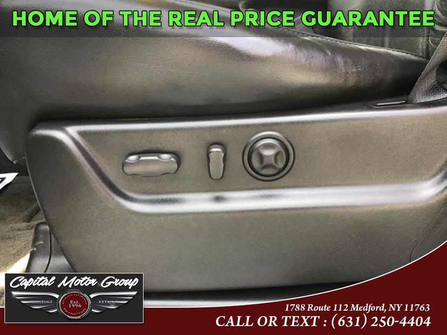 Used Cadillac Escalade AWD 4dr Luxury 2010 | Capital Motor Group Inc. Medford, New York Used Cadillac Escalade AWD 4dr Luxury 2010 | Capital Motor Group Inc. Medford, New York